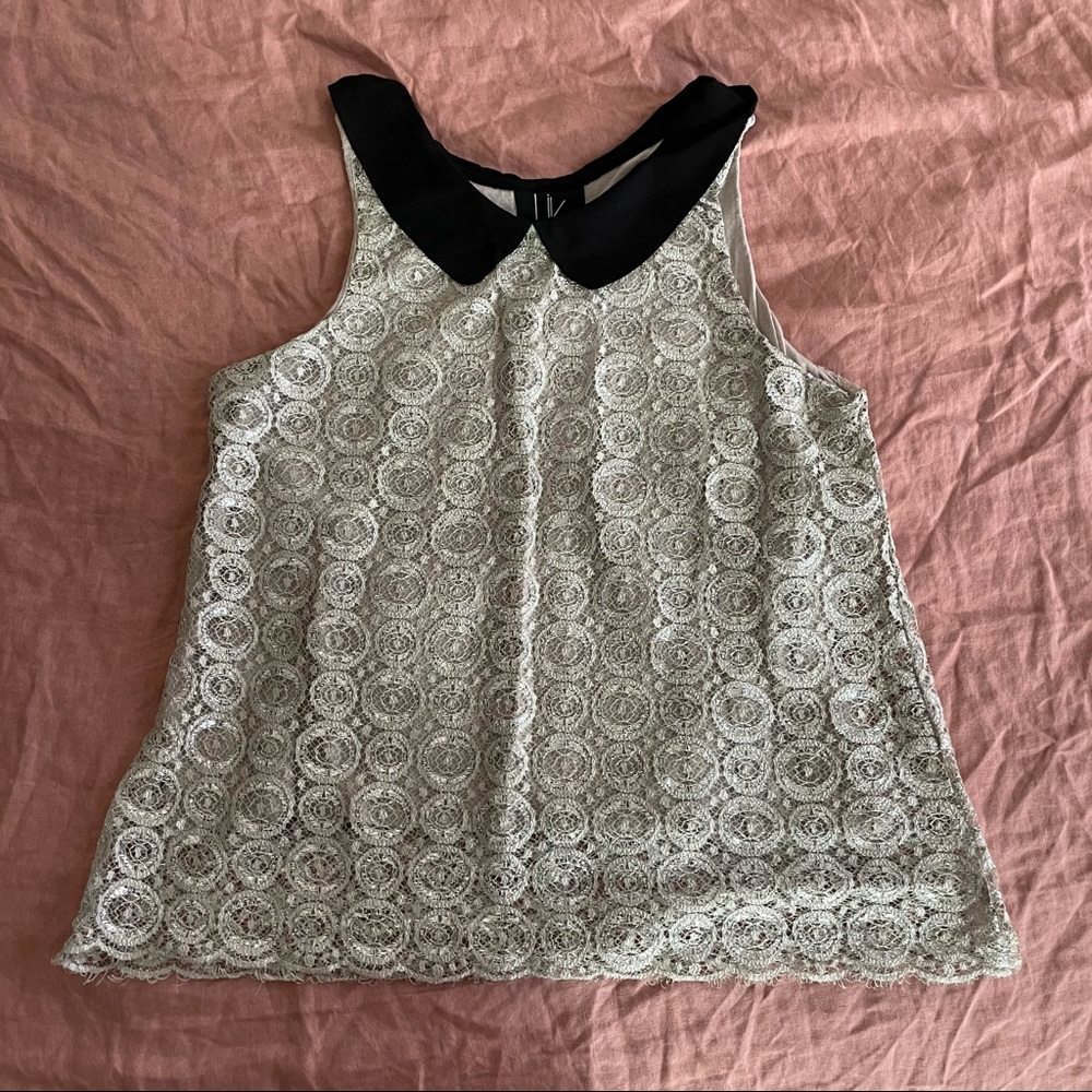 Chic Anthropologie Top with Peter Pan Collar